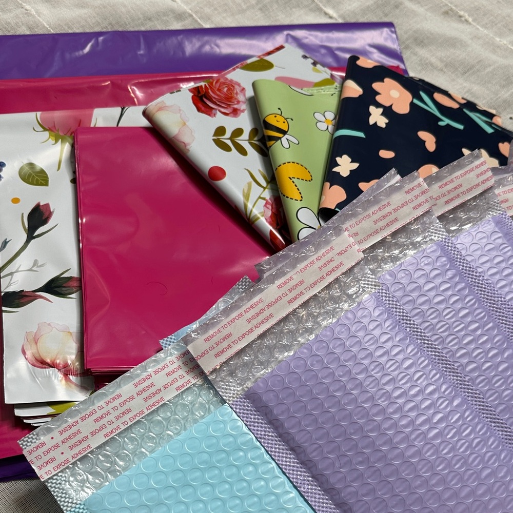 100 Items Poly Mailers & Bubble Pouch Shipping Supplies Assorted Sizes & Colors - Picture 13 of 14